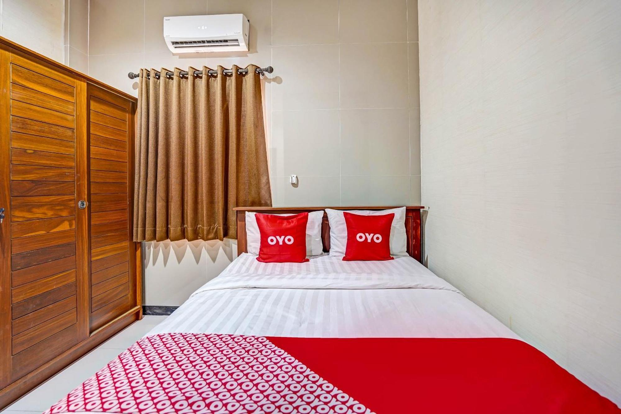 Oyo 90889 Dkb Residence Surabaia Exterior foto